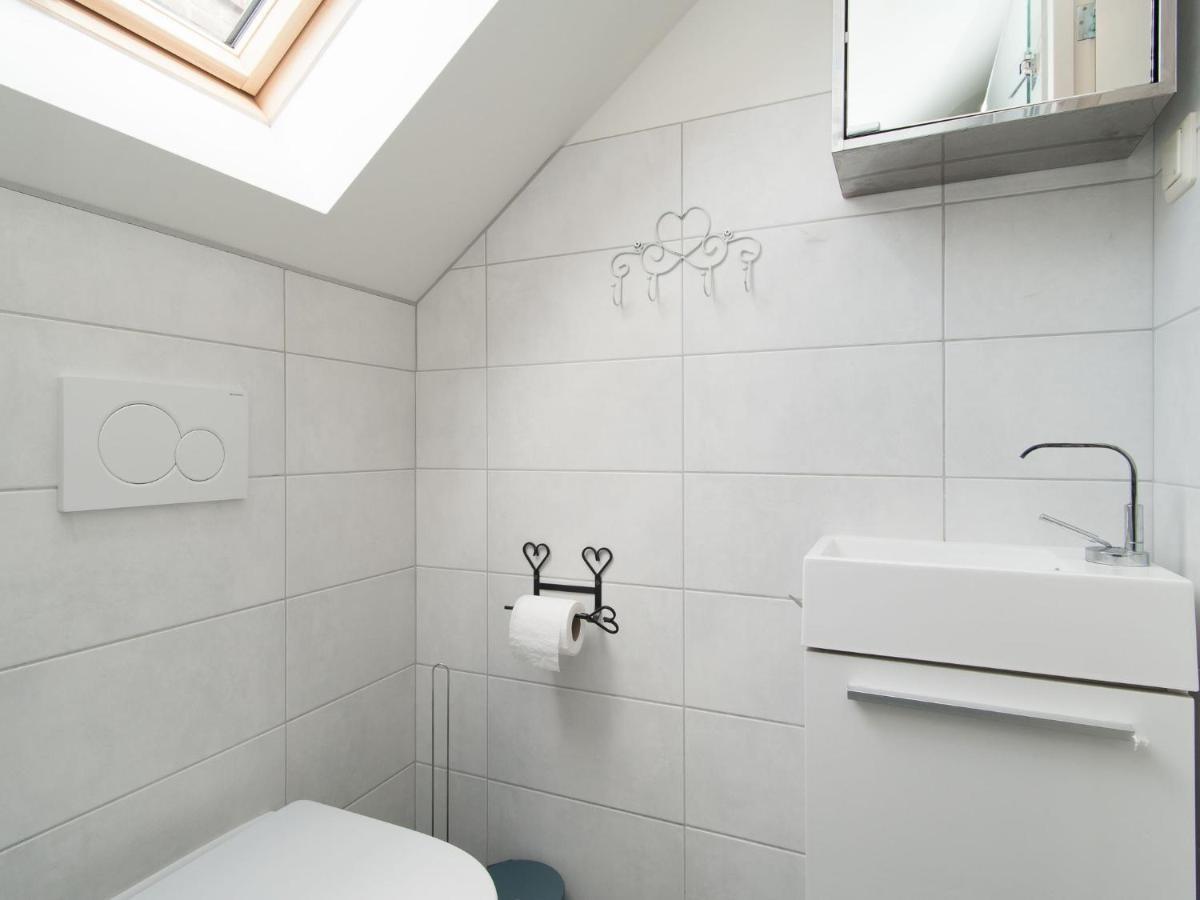 Holiday Home With Covered Terrace Groet Buitenkant foto