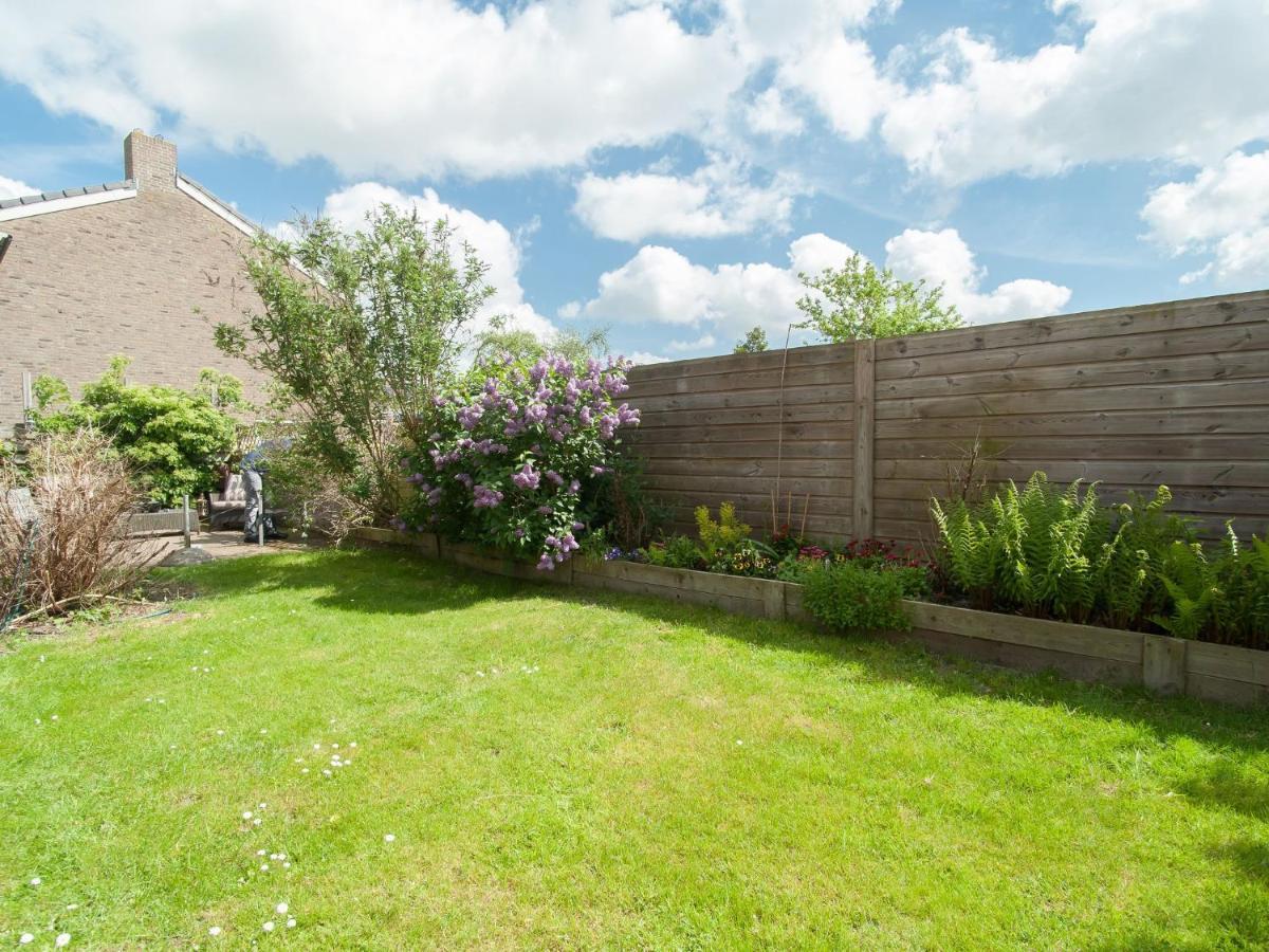 Holiday Home With Covered Terrace Groet Buitenkant foto