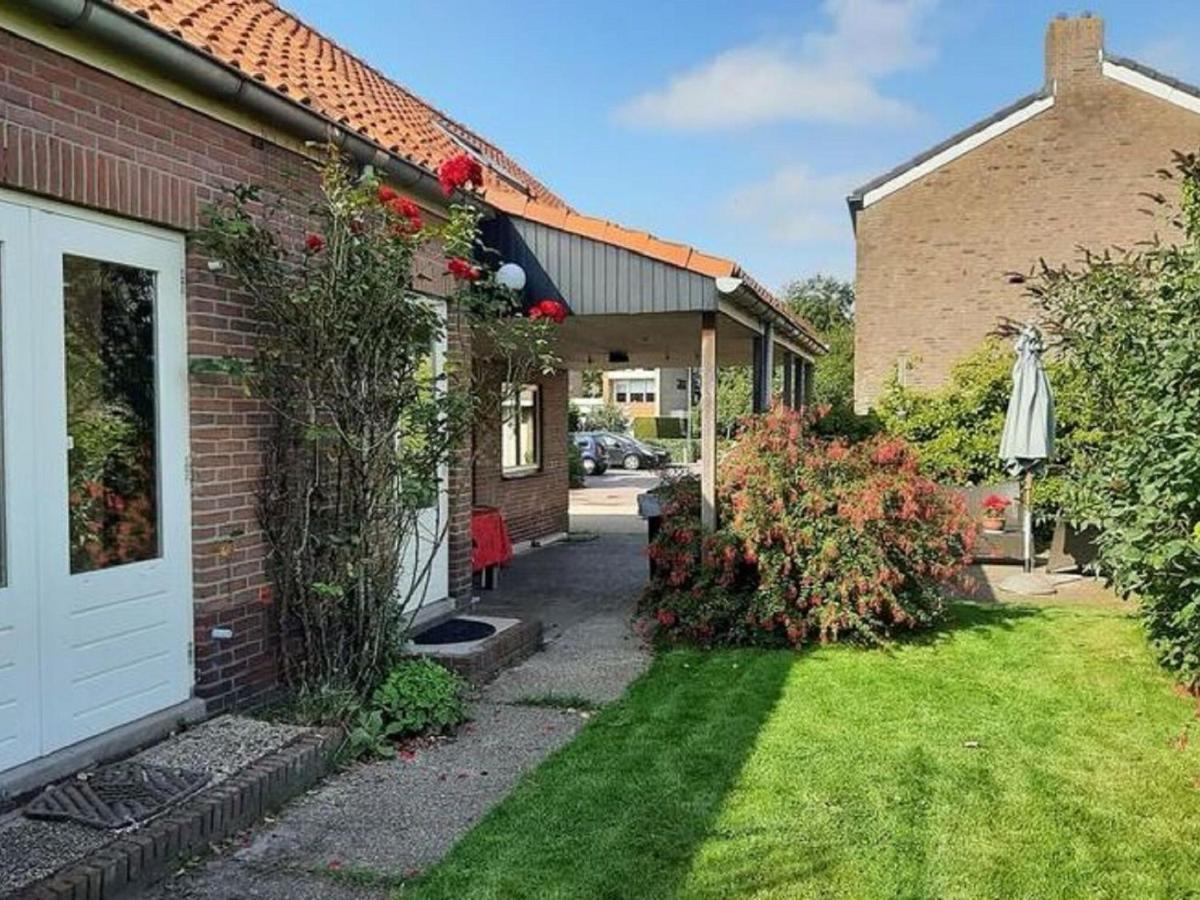Holiday Home With Covered Terrace Groet Buitenkant foto